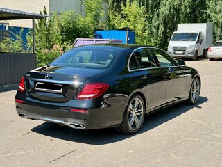2016 Mercedes-Benz E-Класс 200 V (W213, S213, C238), чёрный, 2600000 рублей, вид 4