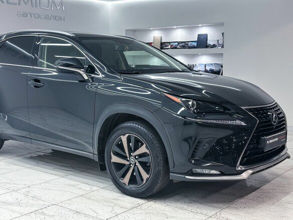 2021 Lexus NX 200 I Рестайлинг, чёрный, 4000000 рублей - вид 2