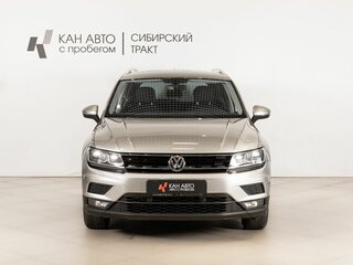 2017 Volkswagen Tiguan II, серебристый, 2650000 рублей, вид 2