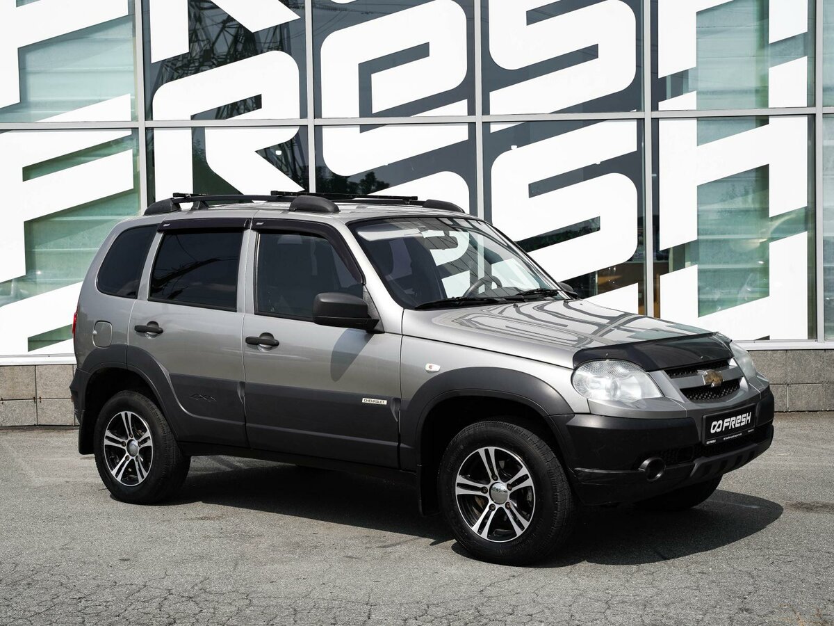 Открыть фотографии: Chevrolet Niva I Рестайлинг