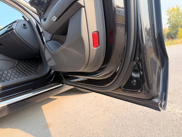 2012 Audi A8 Long III (D4), чёрный, 2700000 рублей - вид 31