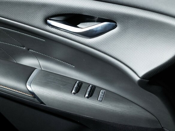 2025 Changan CS75 Plus IV, серый, 4249900 рублей - вид 16
