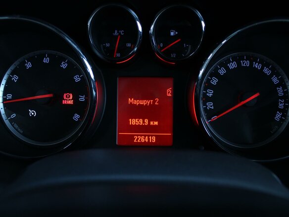 2011 Opel Astra J, серый, 710000 рублей - вид 13