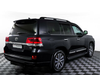 2017 Toyota Land Cruiser 200 Series Рестайлинг 2, чёрный, 6524000 рублей, вид 5