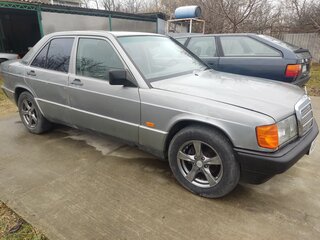1990 Mercedes-Benz 190 (W201), серый, 155000 рублей, вид 3