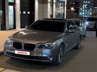 2008 BMW 7 серии 730d V (F01/F02/F04), серый, 1365000 рублей, вид 1