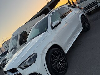 2019 Mercedes-Benz GLE 450 II (V167), белый, 5640000 рублей, вид 1