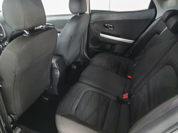 2017 Kia Ceed II Рестайлинг, белый, 1265000 рублей - вид 9