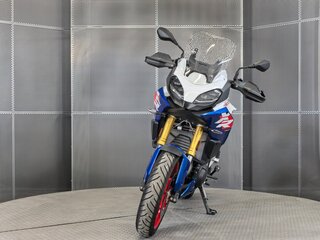 2025 BMW F 900 XR, белый, 1339000 рублей, вид 3