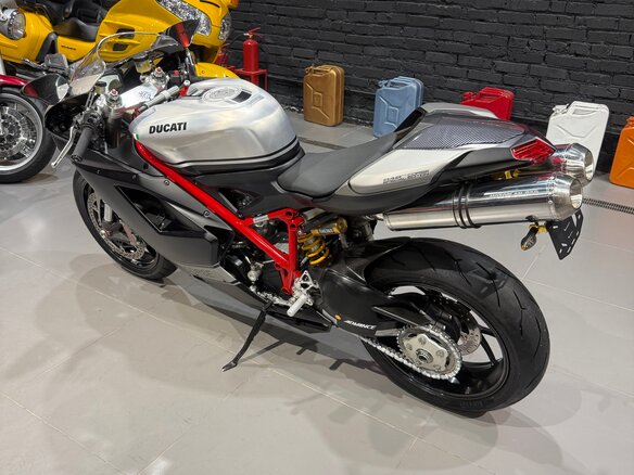 2013 Ducati 848, серебристый, 565000 рублей - вид 12