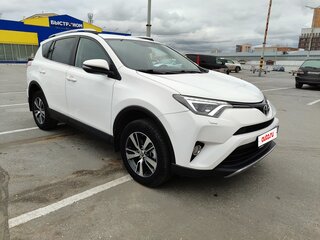 2018 Toyota RAV4 IV (XA40) Рестайлинг, белый, 2675000 рублей, вид 2