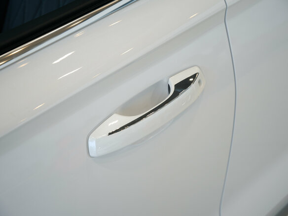 2026 Geely Monjaro I, белый, 4954990 рублей - вид 9