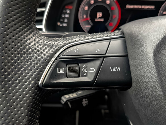 2019 Audi Q8 55 TFSI I (4M), серый, 4900000 рублей - вид 25