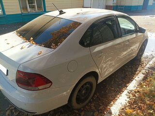 2017 Volkswagen Polo V Рестайлинг, белый, 893000 рублей, вид 4