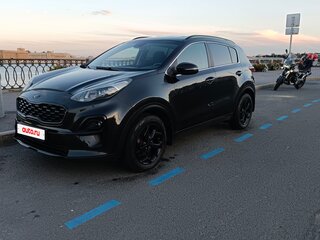 2021 Kia Sportage IV Рестайлинг, чёрный, 2400000 рублей, вид 1