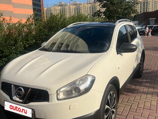2010 Nissan Qashqai+2 I Рестайлинг, белый, 1500000 рублей, вид 1