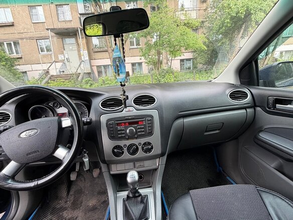 2010 Ford Focus II Рестайлинг, синий, 550000 рублей - вид 13