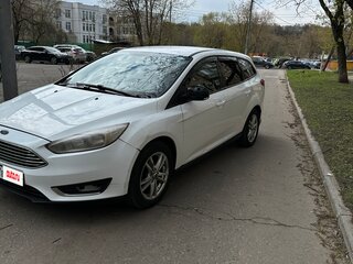 2018 Ford Focus III Рестайлинг, белый, 700000 рублей, вид 1