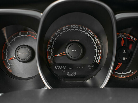 2019 Lada (ВАЗ) Vesta Cross I, белый, 930000 рублей - вид 13