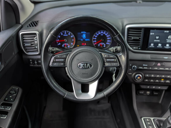 2019 Kia Sportage IV Рестайлинг, белый, 1830000 рублей - вид 14