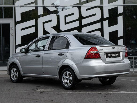 2008 Chevrolet Aveo I Рестайлинг, серебристый, 399500 рублей - вид 1