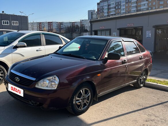 2011 Lada (ВАЗ) Priora I, пурпурный, 180000 рублей