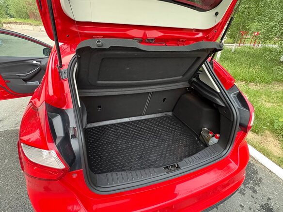 2013 Ford Focus III, красный, 850000 рублей - вид 18