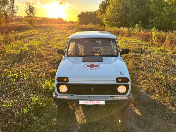 1996 Lada (ВАЗ) 2121 (4x4) I Рестайлинг, белый, 330000 рублей - вид 5
