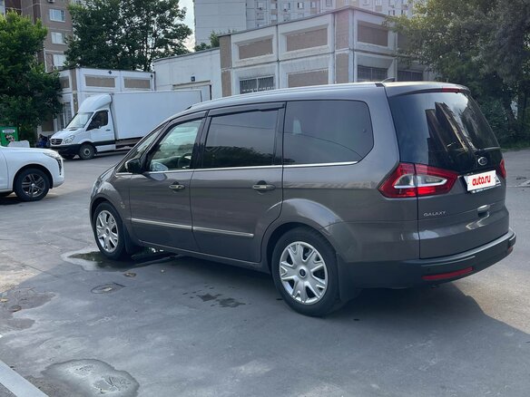 2011 Ford Galaxy II Рестайлинг, коричневый - вид 3