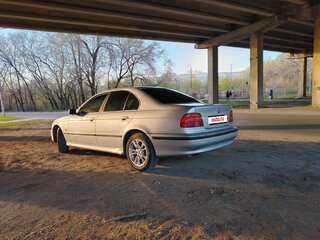1999 BMW 5 серии 520i IV (E39), серебристый, 465000 рублей, вид 2