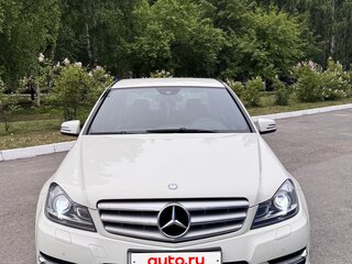 2012 Mercedes-Benz C-Класс 180 BlueEFFICIENCY III (W204) Рестайлинг, белый, 1420000 рублей, вид 2