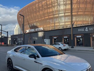 2022 Volkswagen Arteon I Рестайлинг, белый, 4500000 рублей, вид 3