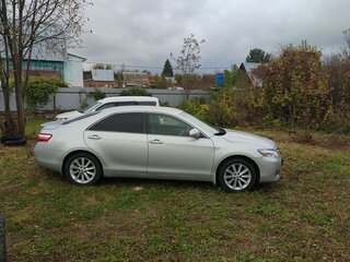 2011 Toyota Camry VI (XV40) Рестайлинг, серебристый, 1250000 рублей, вид 2