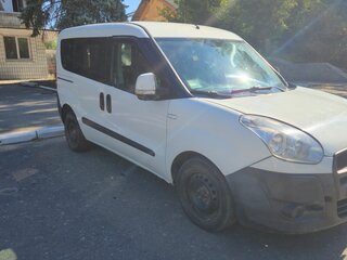 2010 Fiat Doblo I Рестайлинг, белый, 700000 рублей, вид 2