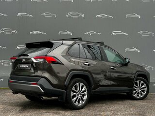 2022 Toyota RAV4 V (XA50), коричневый, 2798400 рублей, вид 2