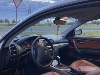 2011 BMW 1 серии 118i I (E81/E82/E87/E88) Рестайлинг, белый, 900000 рублей, вид 3