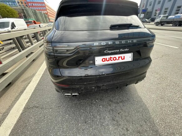 2018 Porsche Cayenne Turbo III, чёрный, 7800000 рублей - вид 20