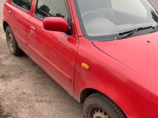 2001 Nissan March II (K11), красный, 200000 рублей, вид 3