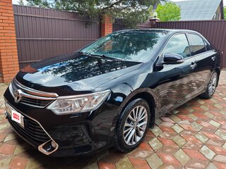 2017 Toyota Camry VII (XV50) Рестайлинг, чёрный, 2699000 рублей, вид 2