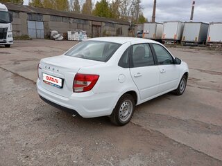 2024 Lada (ВАЗ) Granta I Рестайлинг, белый, 655000 рублей, вид 3
