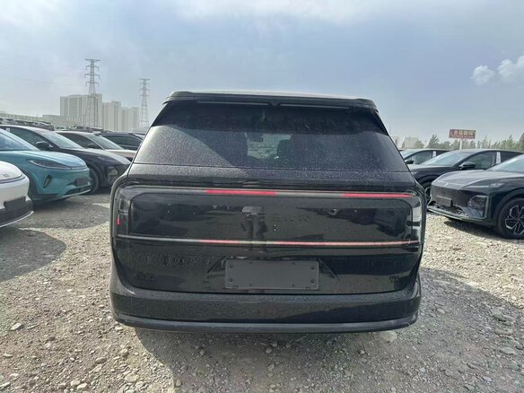 2026 Zeekr 9X 70 kWh, чёрный - вид 5