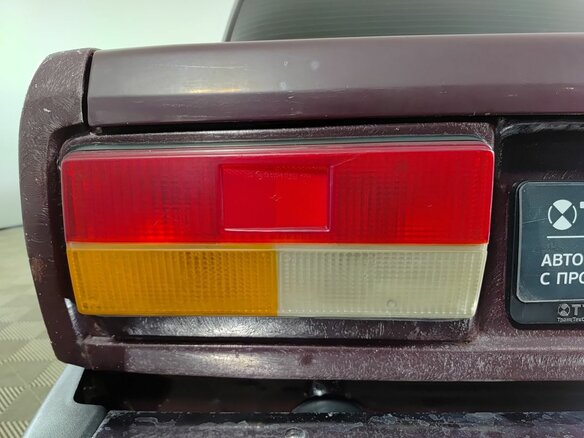 2005 Lada (ВАЗ) 2105, красный, 60000 рублей - вид 8