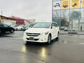 2010 Honda Stream II Рестайлинг, белый, 1279000 рублей - вид 2