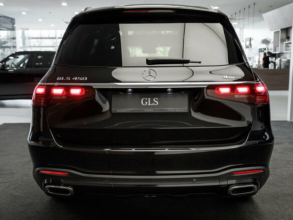 2026 Mercedes-Benz GLS 450 II (X167) Рестайлинг, чёрный, 18585000 рублей - вид 7