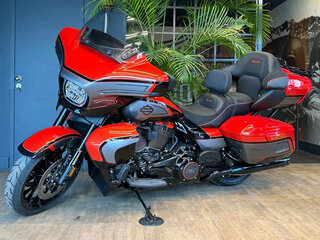 2026 Harley-Davidson CVO Street Glide Limited, оранжевый, 6950000 рублей, вид 2