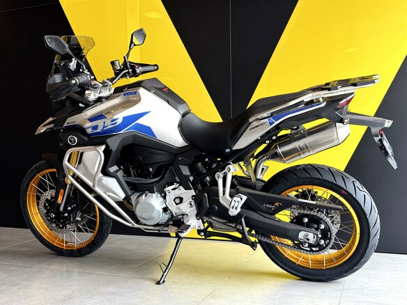 2026 Voge 900DSX, синий, 1033000 рублей - вид 4