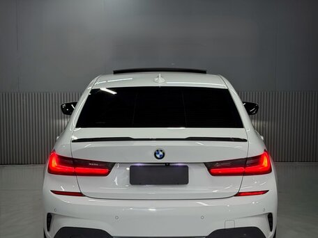 2022 BMW 3 серии 320i VII (G2x), белый, 2970000 рублей, вид 4