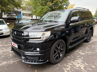 2015 Toyota Land Cruiser 200 Series Рестайлинг 2, чёрный, 5100000 рублей, вид 1