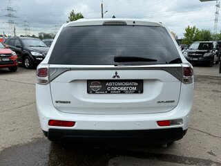 2012 Mitsubishi Outlander III, белый, 1390000 рублей, вид 5