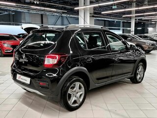 2021 Renault Sandero Stepway II Рестайлинг, чёрный, 1349000 рублей, вид 3